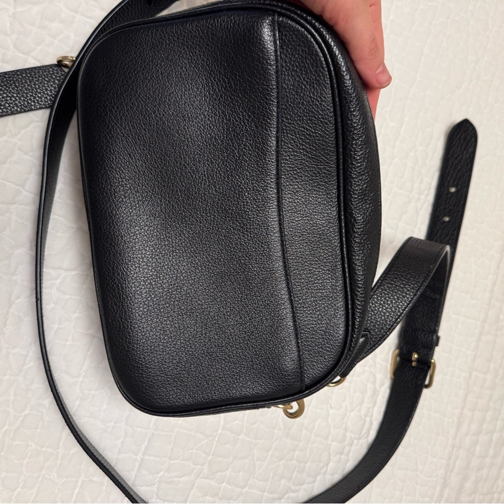 Coach Black Leather Camera Shoulder Bag - Picture 2 of 4